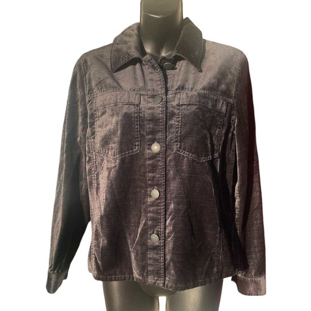 CABI women’s Tuesday Topper Charcoal Velvet Shirt Jacket sz XS preloved
#3730 - Picture 3 of 8